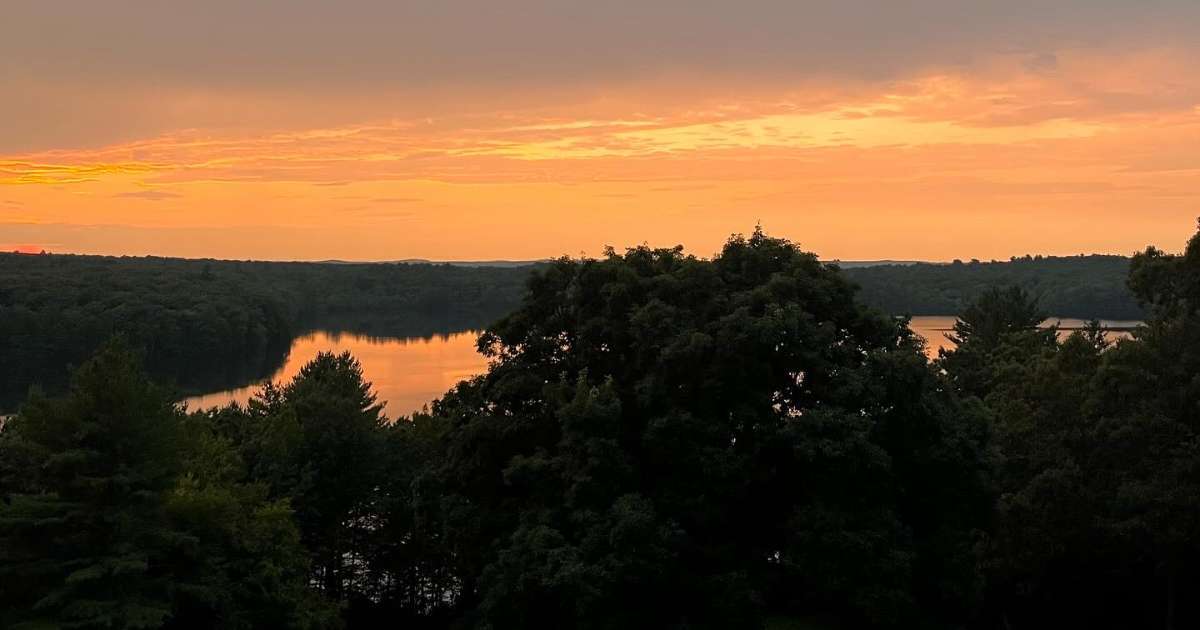 A sunset in Lincoln, a tight-knit community not named after President Abraham Lincoln